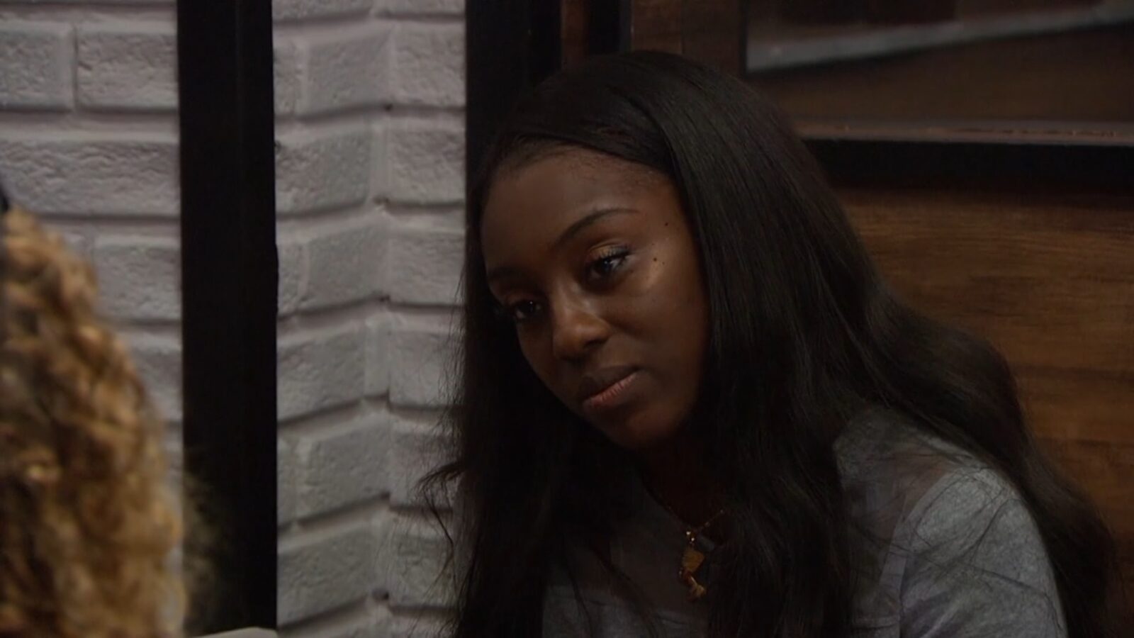 Da'Vonne campaigning to Tyler on Big Brother: All-Stars