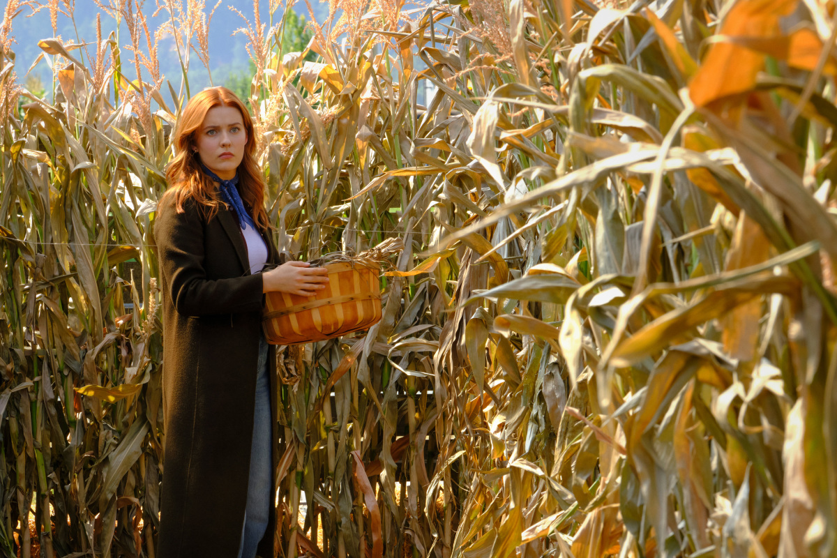 Nancy in a corn maze on Nancy Drew